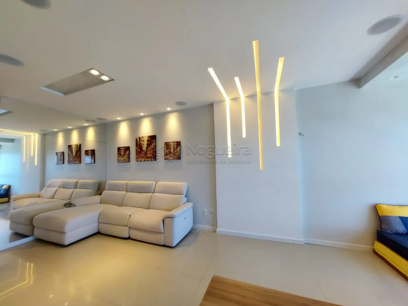 Imagem Apartamento com 2 Quartos à Venda, 74 m²em Candeias - Jaboatão dos Guararapes