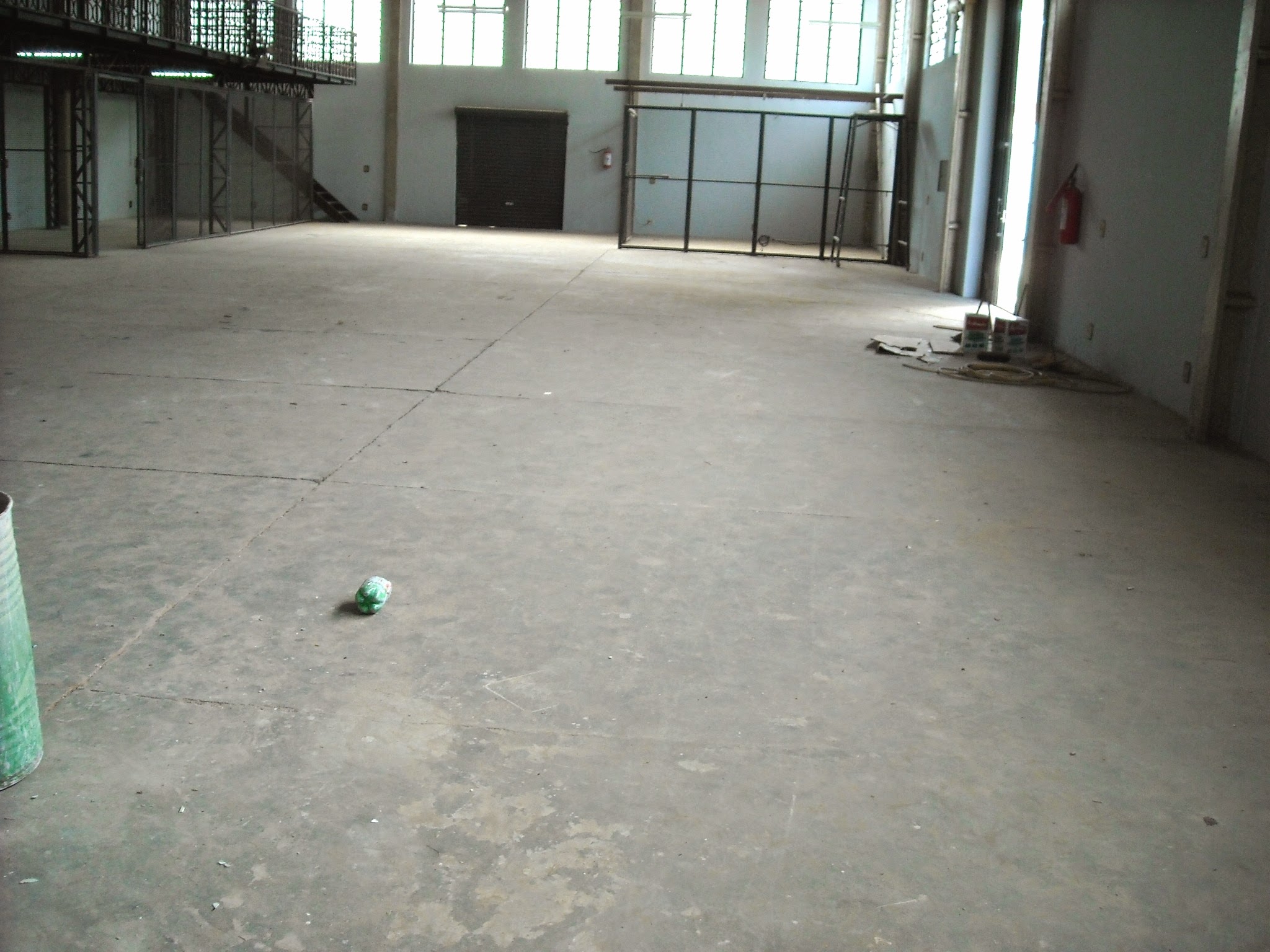 Foto do imóvel: Galpão à Venda ou Locação, 900 m² em Parque Rural Fazenda Santa Cândida - Campinas