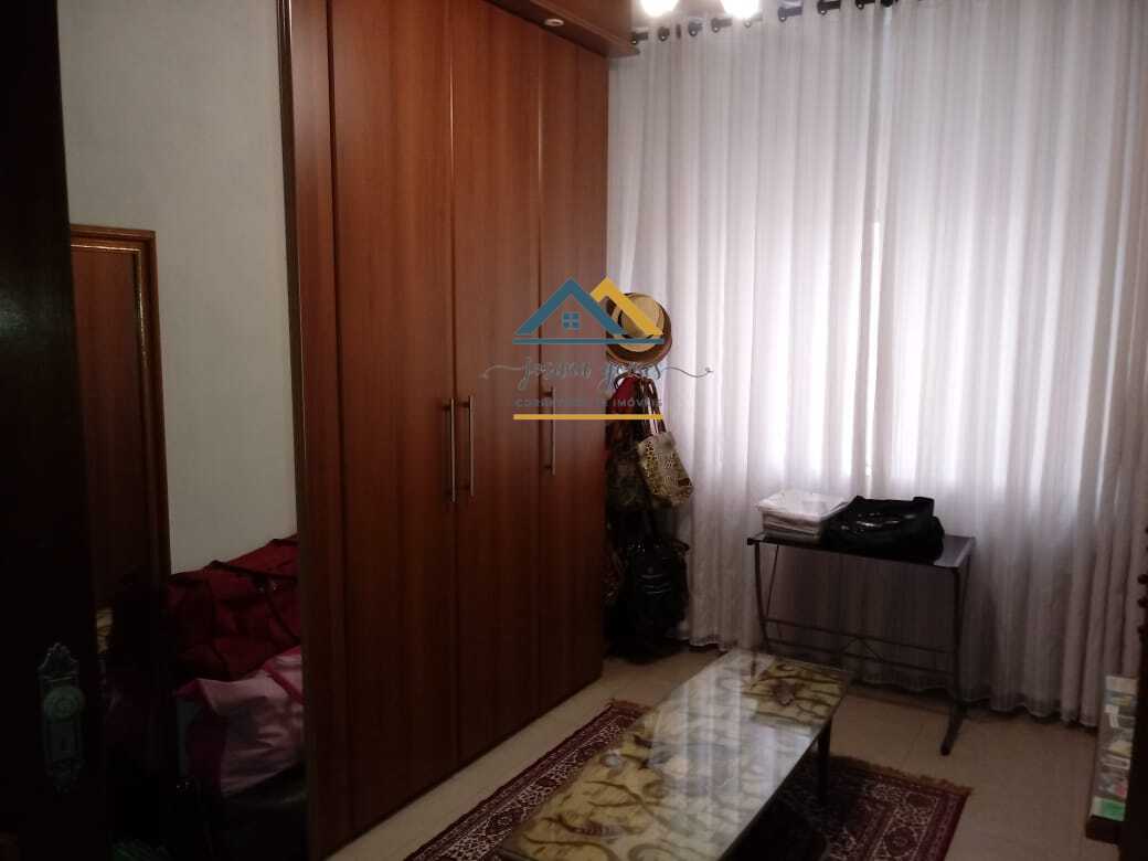 Imagem Apartamento com 3 Quartos à Venda, 159 m²em Gonzaga - Santos