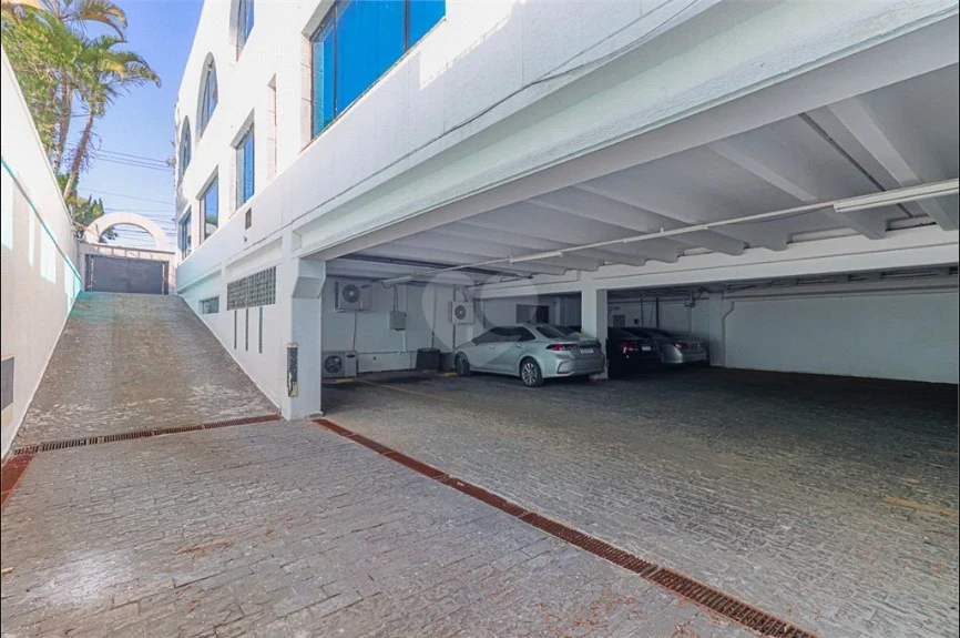 Imagem Imóvel Comercial para Alugar, 1250 m² em Jardim Everest - São Paulo