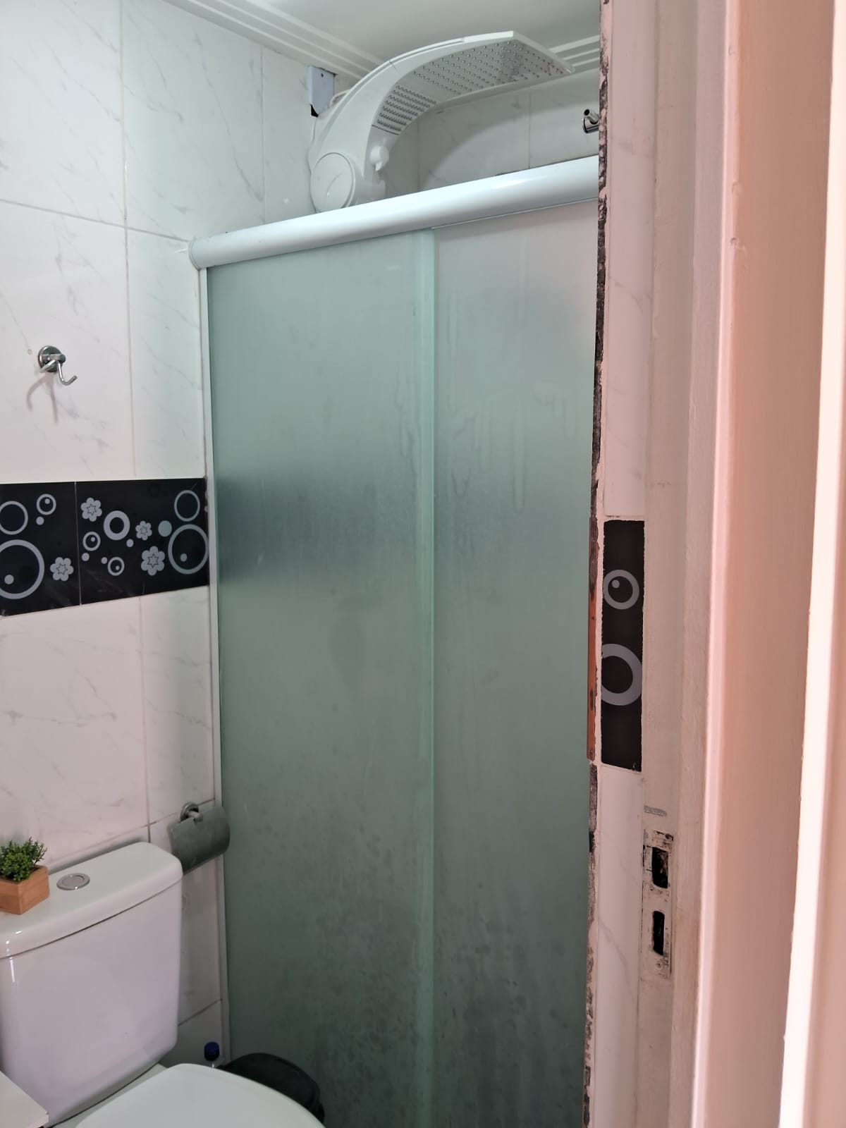 Imagem Apartamento com 2 Quartos à Venda, 44 m²em Recreio Ipitanga - Lauro de Freitas