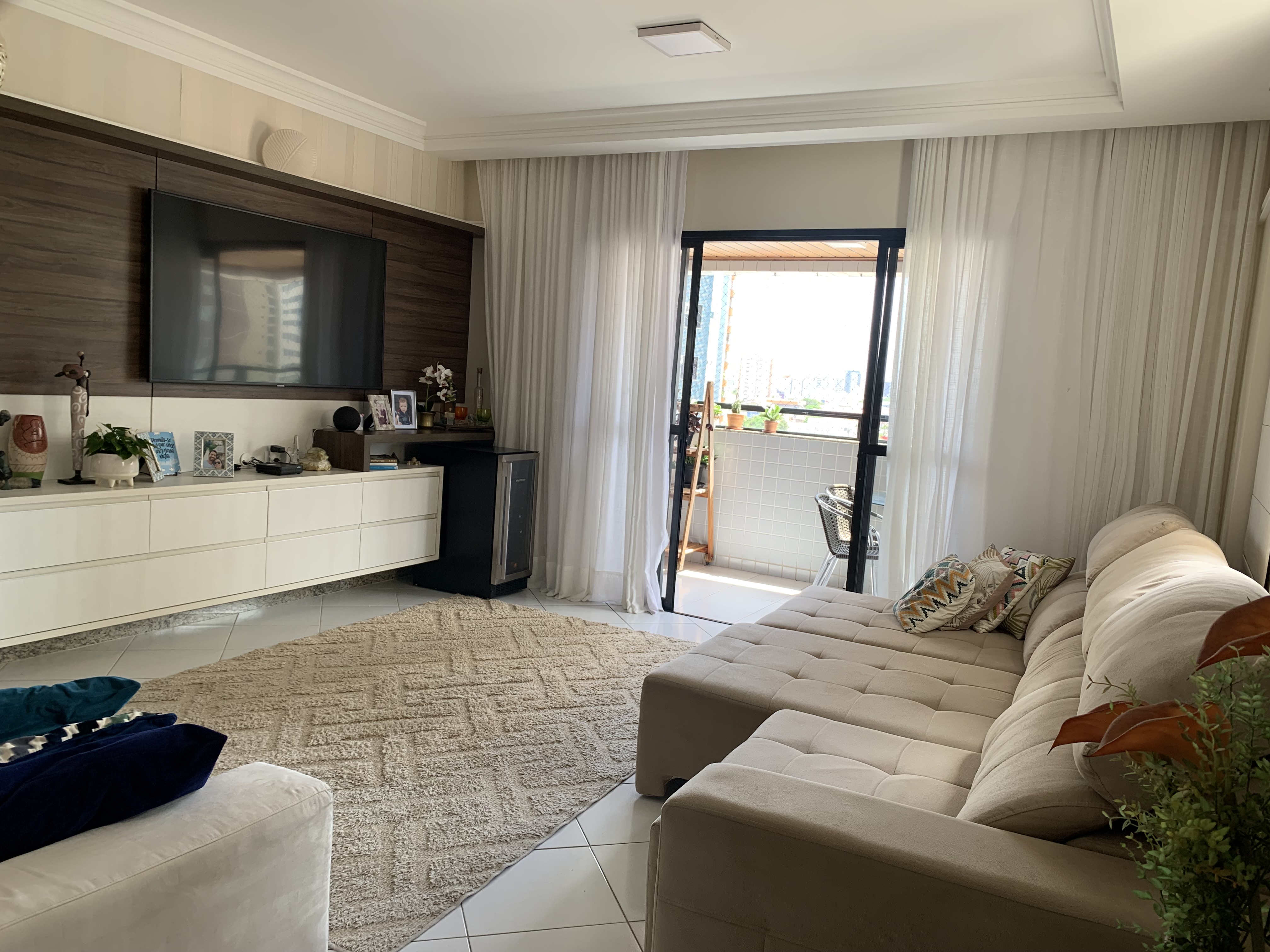 Imagem Apartamento com 3 Quartos à Venda, 173 m²em Grageru - Aracaju