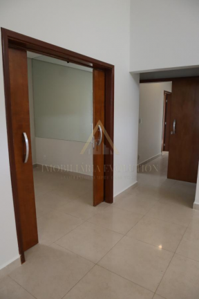 Imagem Casa de Condomínio com 3 Quartos à Venda, 200 m² em Helvétia Polo Country - Indaiatuba