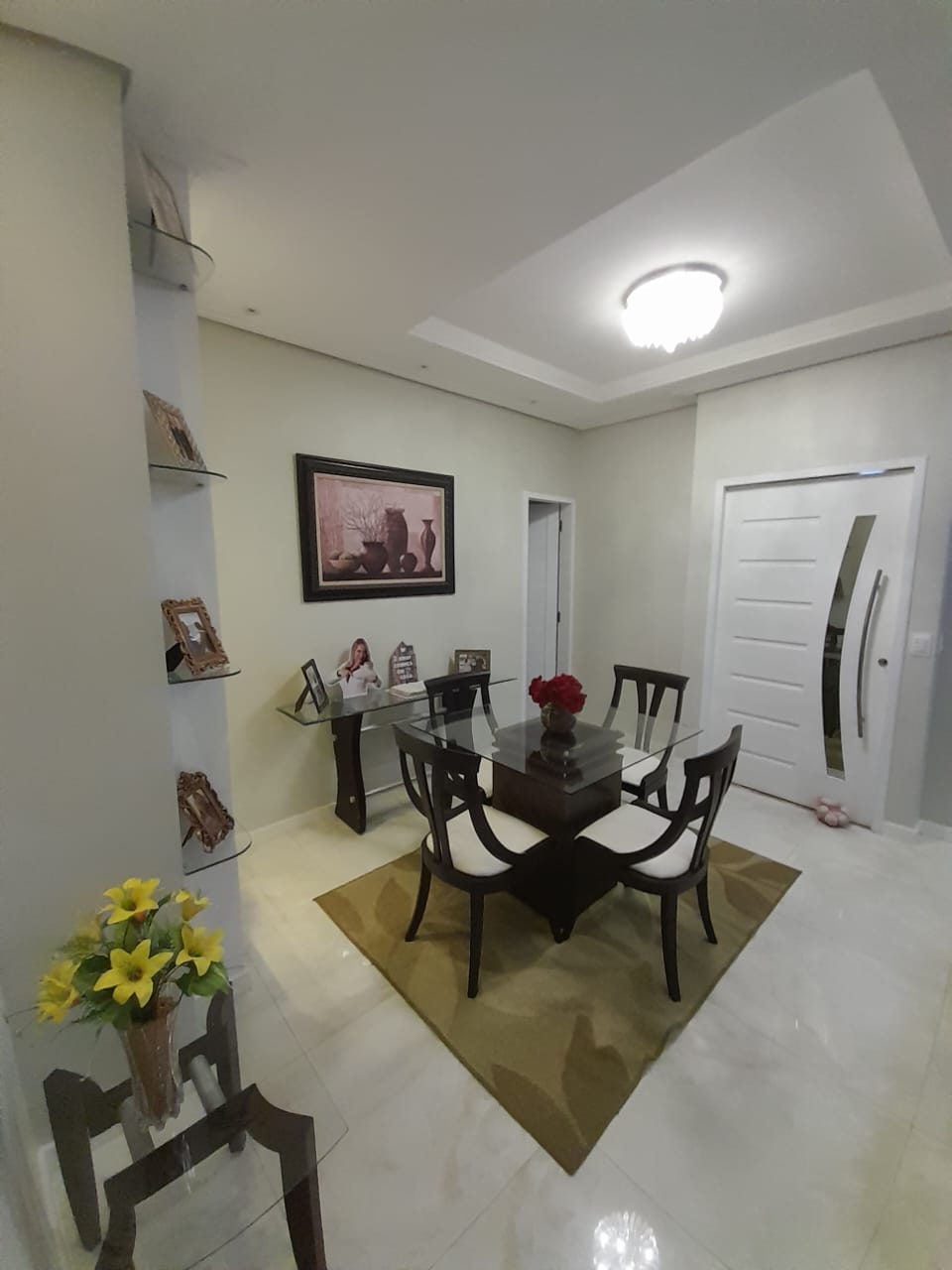 Imagem Casa com 3 Quartos à Venda, 230 m²em Maraponga - Fortaleza