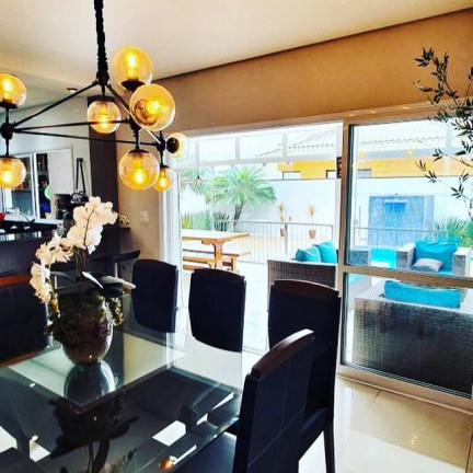 Imagem Casa de Condomínio com 3 Quartos à Venda, 230 m² em Chácaras Reunidas São Jorge - Sorocaba