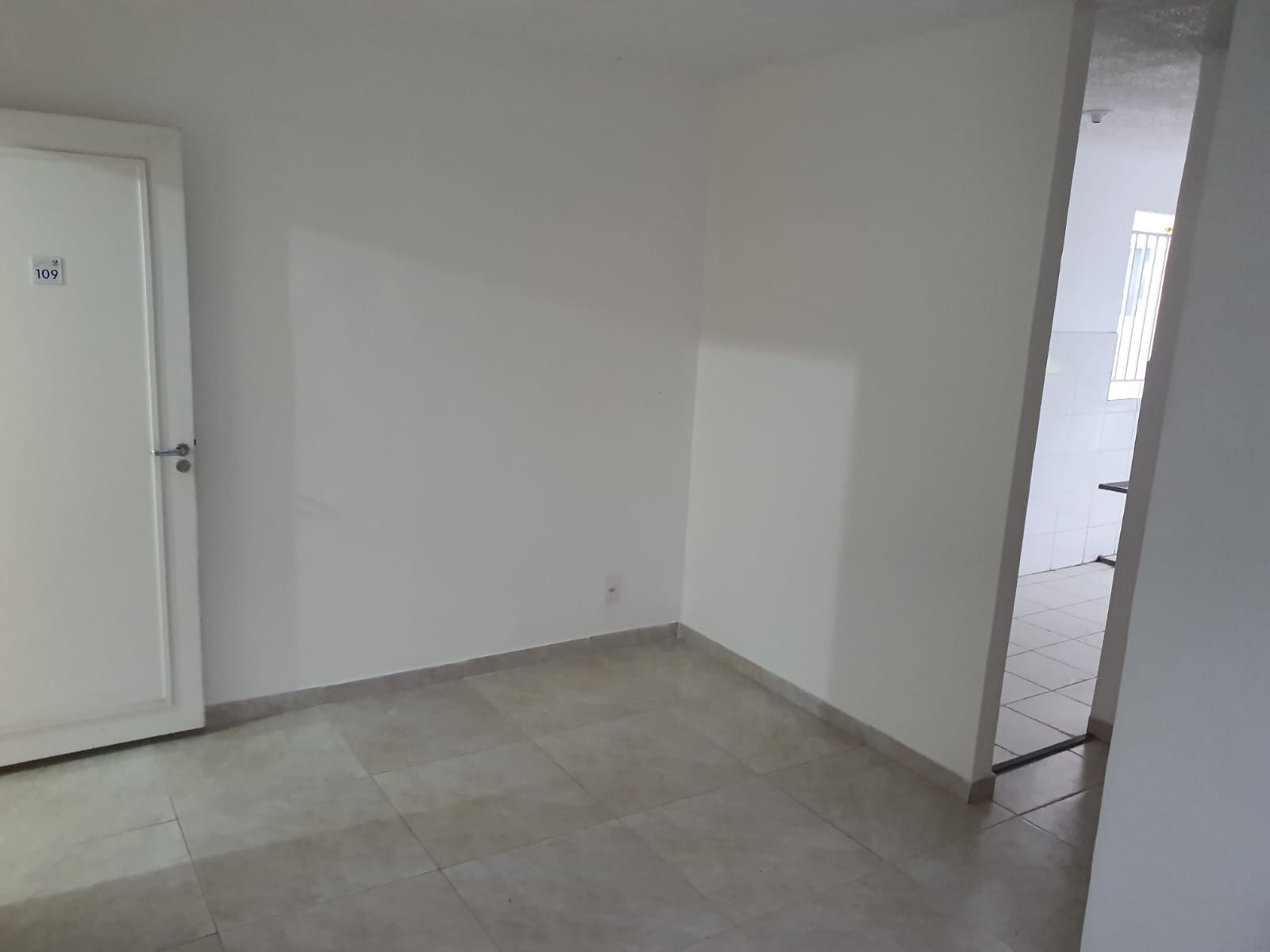 Imagem Apartamento com 2 Quartos para Alugar, 45 m²em Tomás Coelho - Rio de Janeiro