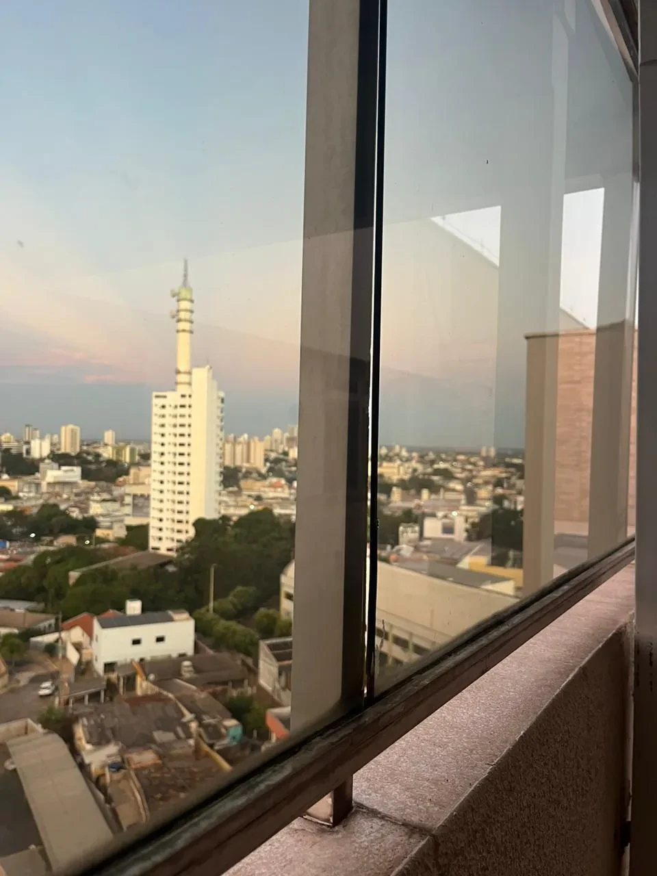 Imagem Cobertura com 4 Quartos para Alugar, 250 m² em Centro-Sul - Cuiabá