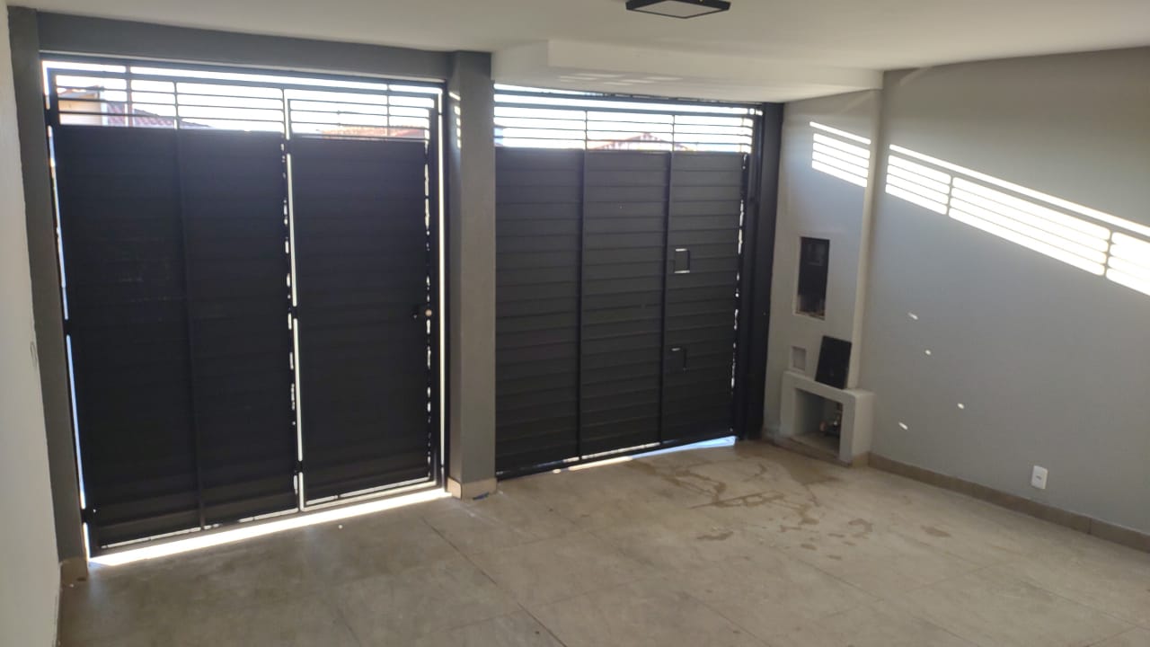 Foto do imóvel: Casa com 3 Quartos à Venda, 13.500 m² em Jardim Alvinópolis - Atibaia