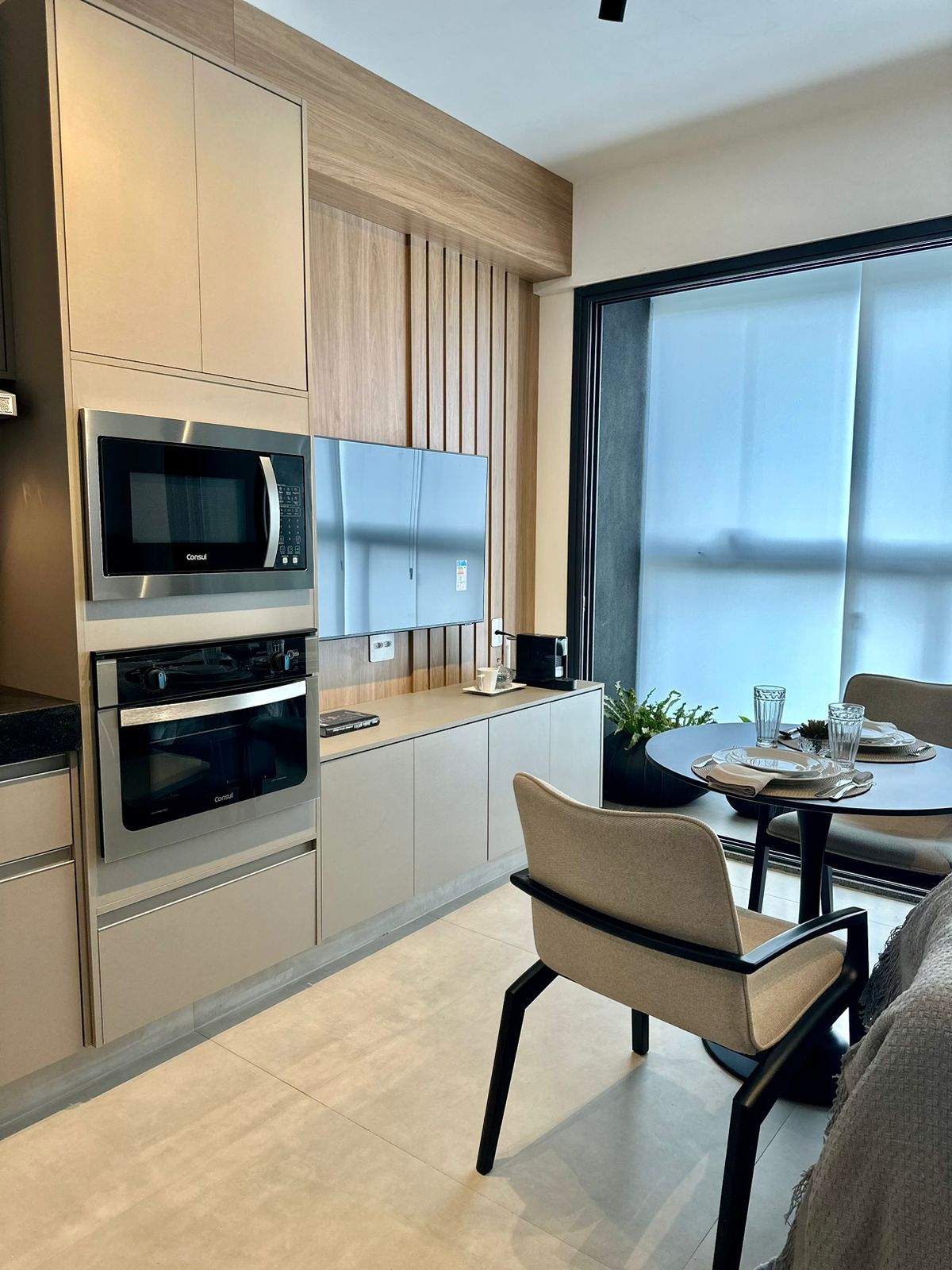 Imagem Apartamento com 1 Quarto para Alugar, 27 m²em Cerqueira César - São Paulo