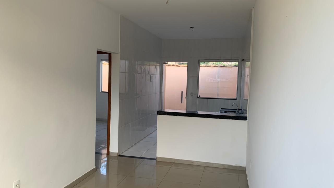 Imagem Casa com 2 Quartos à Venda ou Temporada, 65 m²em Planalto - Mateus Leme