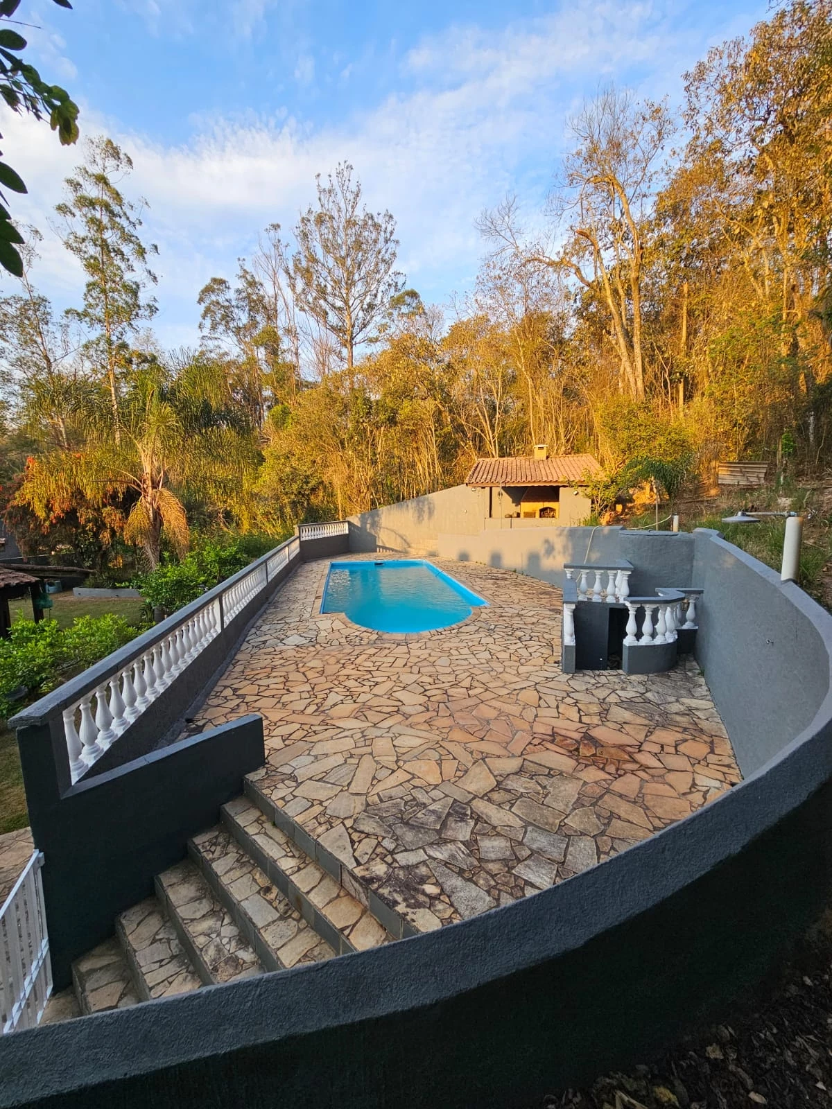 Imagem Chácara com 3 Quartos à Venda, 300 m² em Jundiaizinho (Terra Preta) - Mairiporã