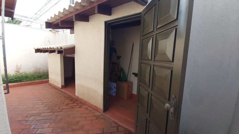 Imagem Casa com 2 Quartos à Venda, 252 metros em Vila Carlota - Campo Grande