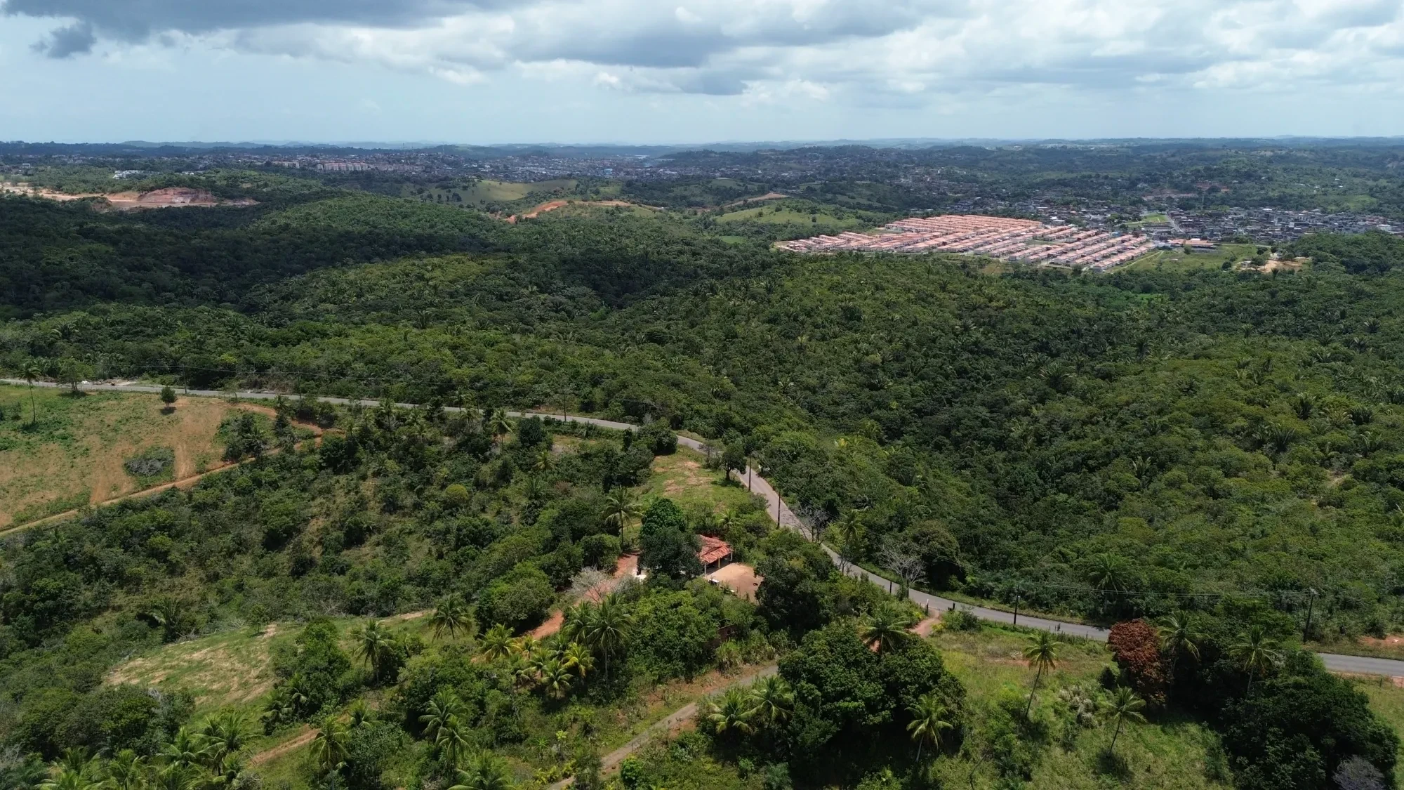 Imagem Terreno à Venda, 544000 metros em centro - Simoes Filho