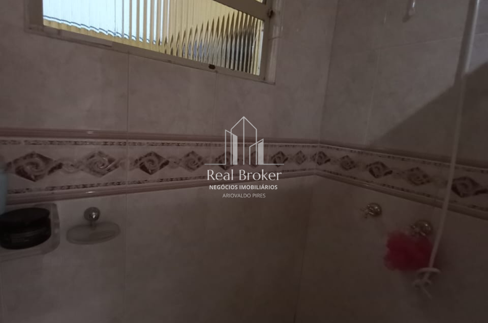 Imagem Casa com 3 Quartos à Venda, 280 m²em Orfãs - Ponta Grossa