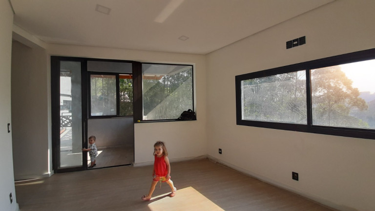 Imagem Casa com 4 Quartos à Venda, 328 m² em Serra dos Lagos (Jordanésia) - Cajamar