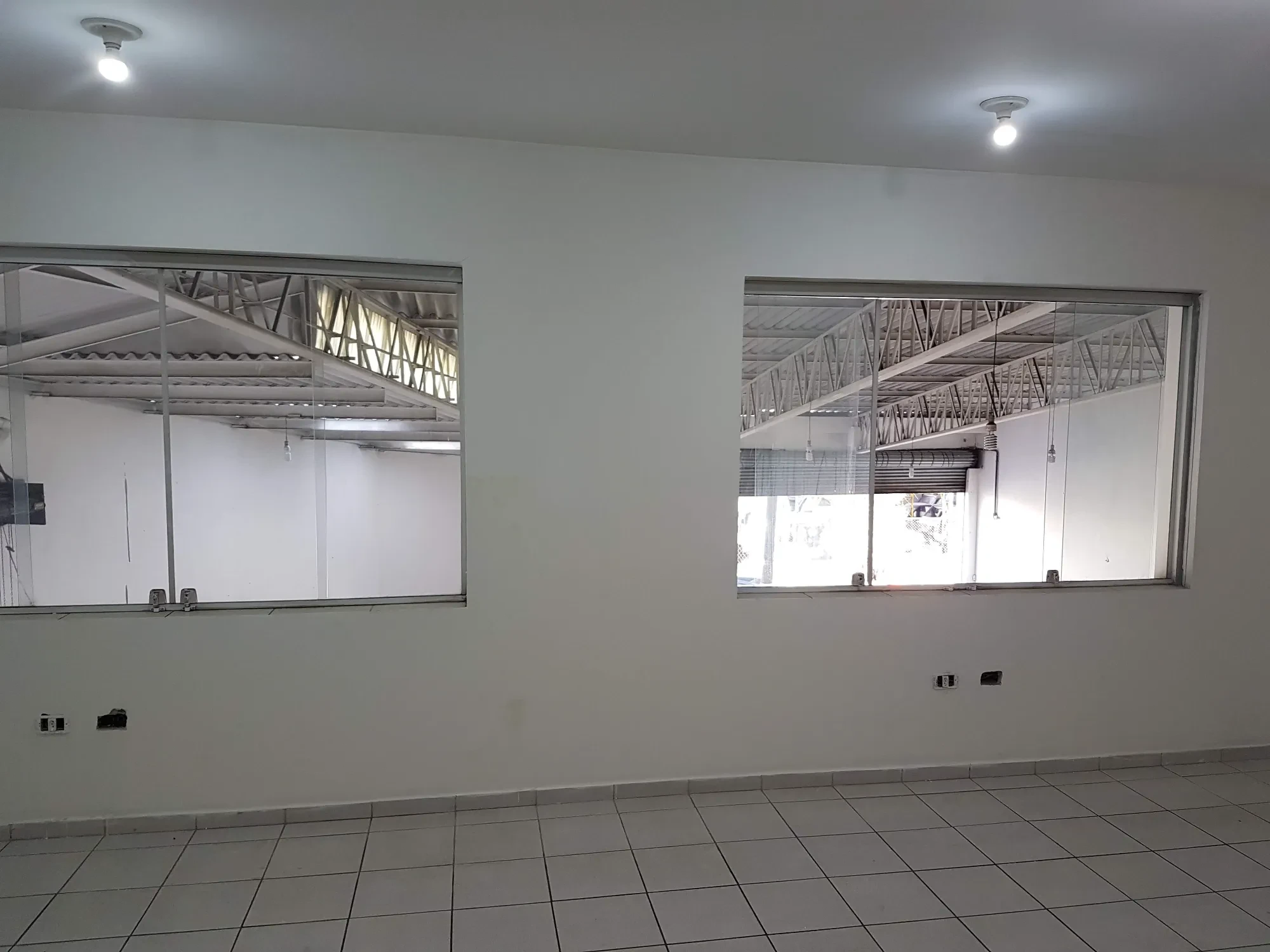 Imagem Galpão para Alugar, 450 m² em Vila Ribeiro de Barros - São Paulo