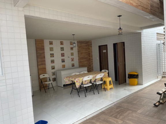 Imagem Casa com 7 Quartos à Venda ou Temporada, 300 m²em Porto de Galinhas - Ipojuca