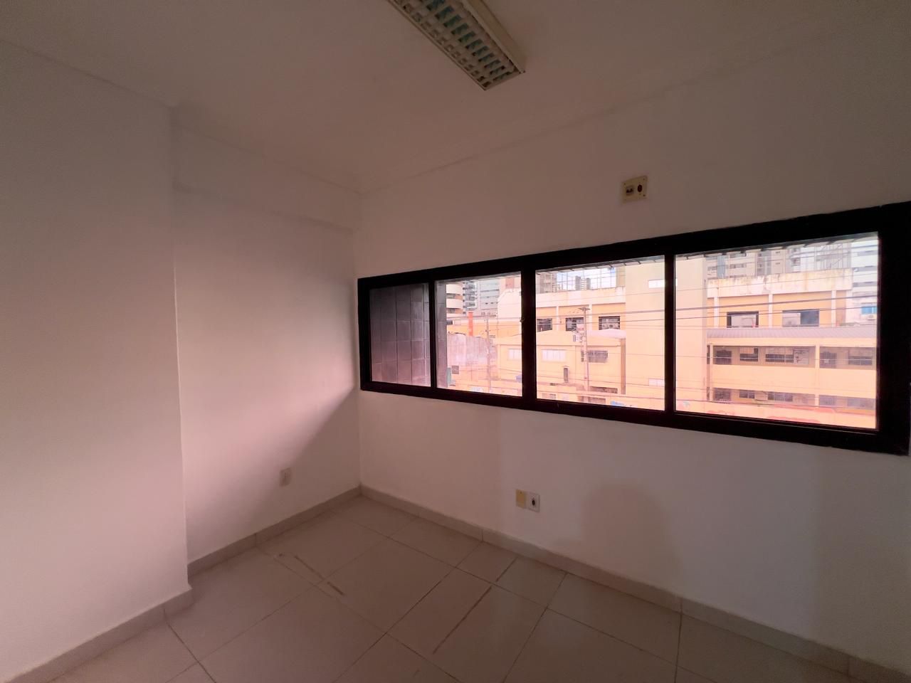 Imagem Loja para Alugar, 33 m²em Nazaré - Belém