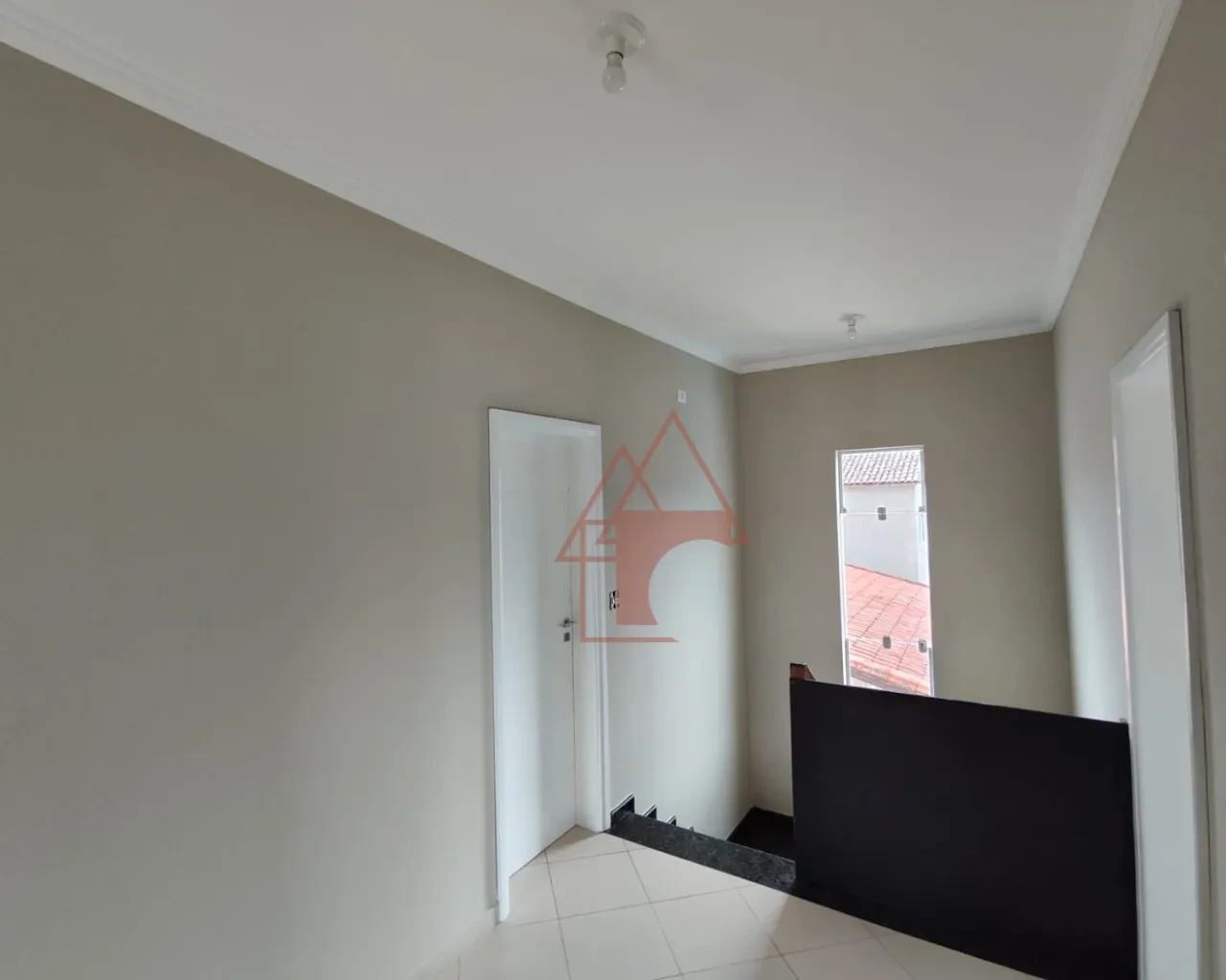 Imagem Sobrado com 3 Quartos à Venda, 247 m² em Parque São Luis - Cubatão