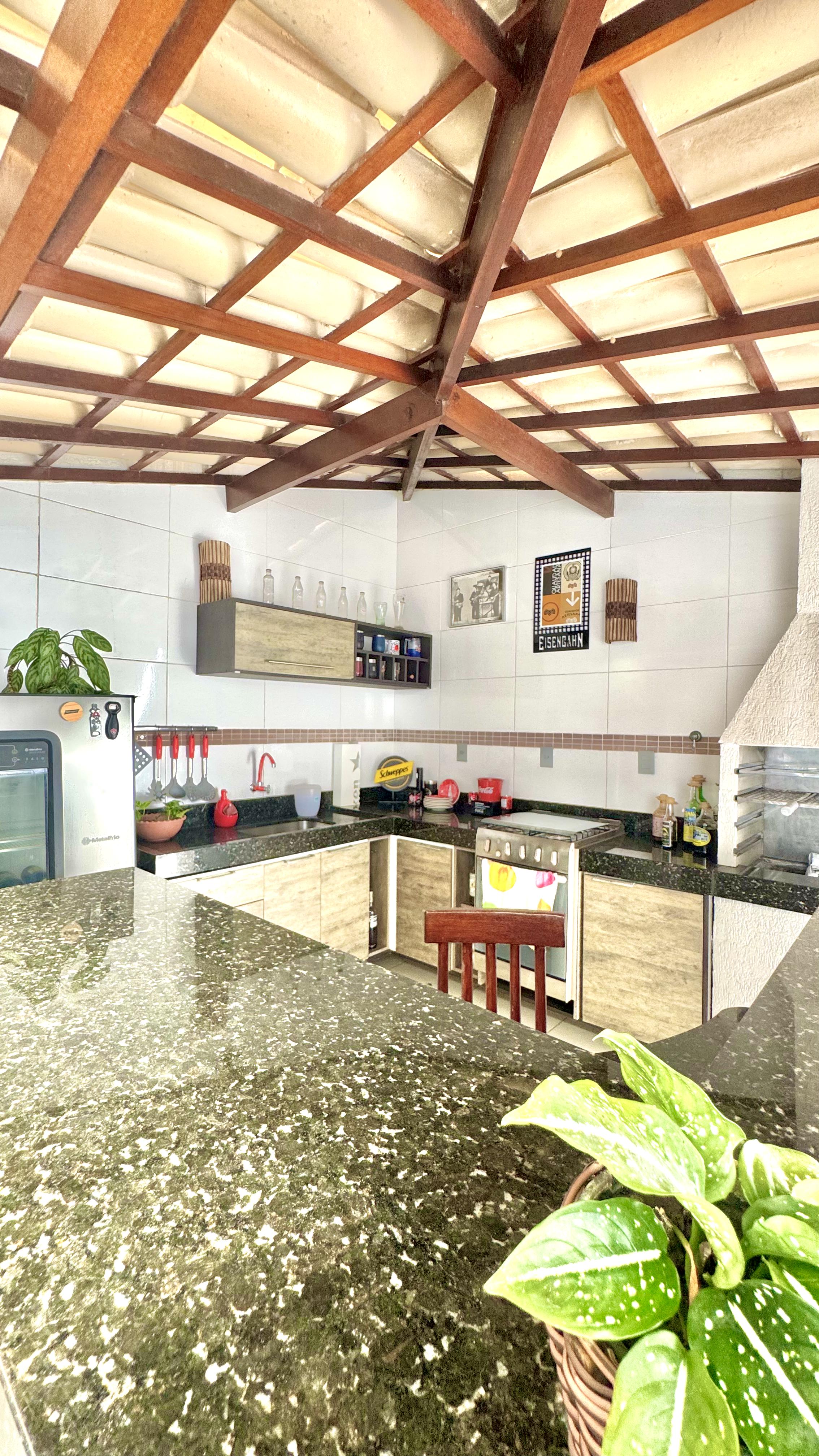 Imagem Casa de Condomínio com 5 Quartos à Venda, 320 m² em Buraquinho - Lauro de Freitas