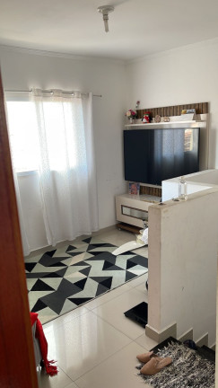 Imagem Casa de Condomínio com 2 Quartos à Venda, 53 m² em Guilhermina - Praia Grande