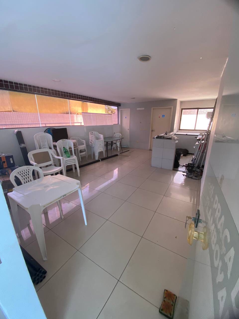 Imagem Apartamento com 4 Quartos à Venda, 104 m²em Bairro Novo - Olinda