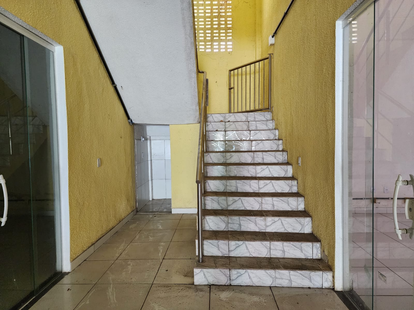 Imagem Imóvel Comercial à Venda, 650 metro em Centro - Simões Filho