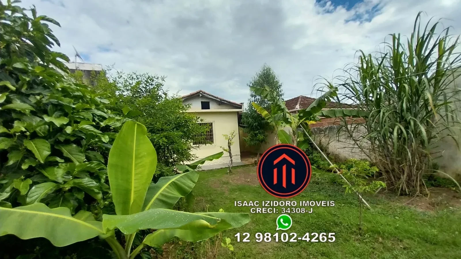 Imagem Casa com 3 Quartos à Venda, 300 m² em Jardim Ícaro - Guaratinguetá