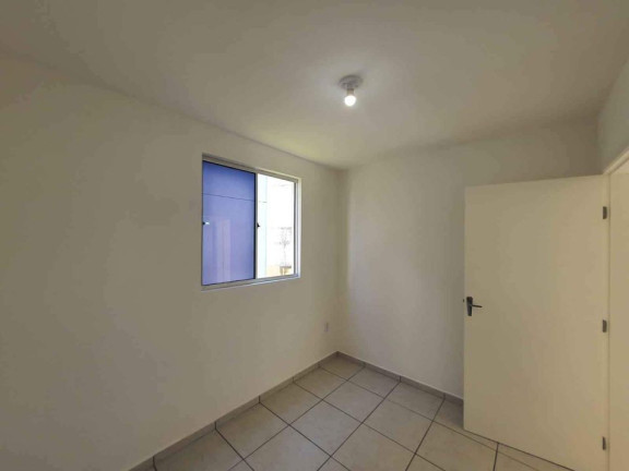 Imagem Apartamento com 2 Quartos à Venda, 48 m² em Argentina - Criciúma