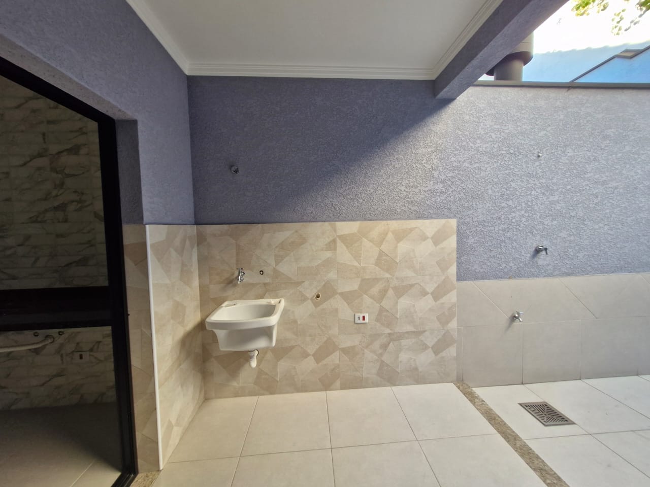 Imagem Sobrado com 3 Quartos à Venda, 189 m²em Parque São Domingos - São Paulo