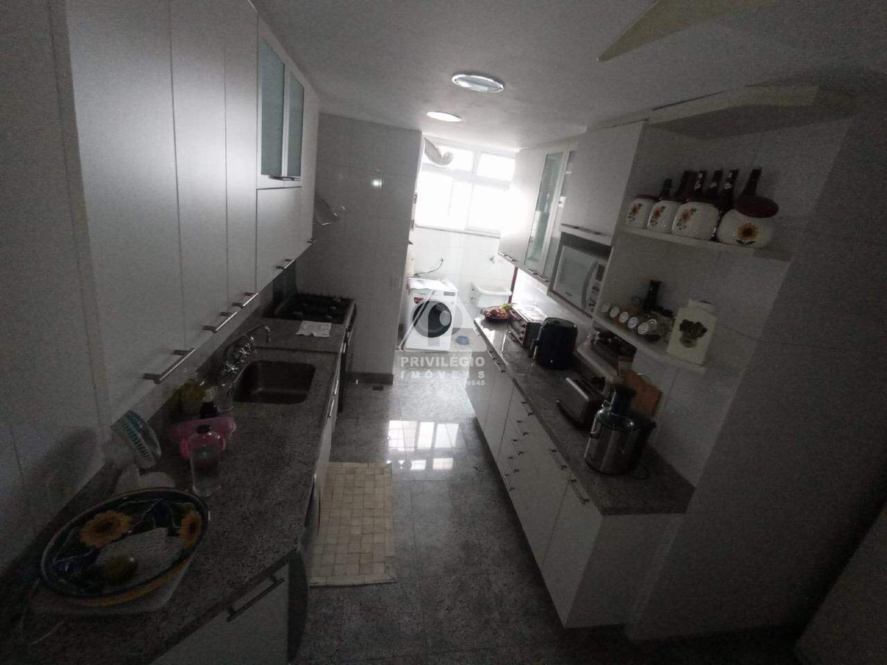 Imagem Apartamento com 3 Quartos à Venda, 195 m²em Copacabana - Rio de Janeiro
