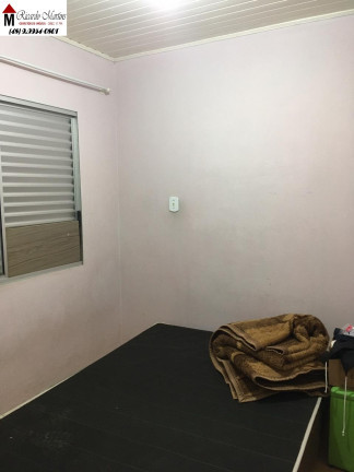 Casa com 4 Quartos à Venda,  em Rio Fiorita - Siderópolis