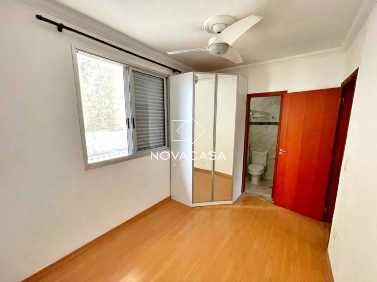 Imagem Casa com 3 Quartos à Venda, 85 m² em Heliópolis - Belo Horizonte