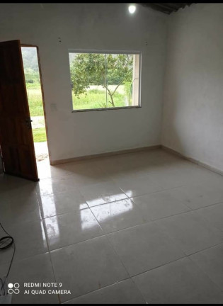 Imagem Casa com 2 Quartos à Venda, 60 m² em Nhunguaçu - Teresópolis