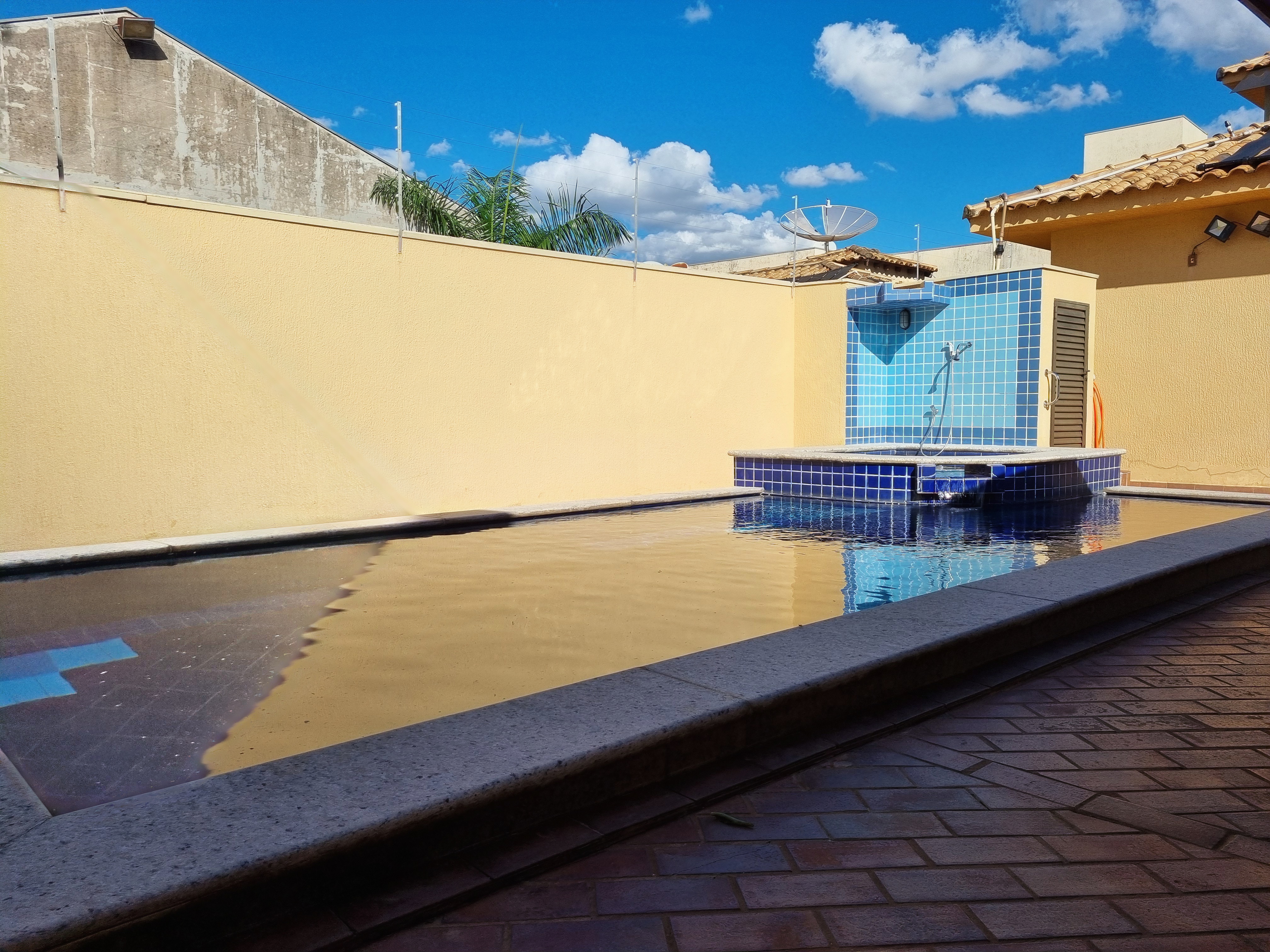 Imagem Sobrado com 3 Quartos à Venda ou Temporada, 266 m²em Vila Planalto - Campo Grande