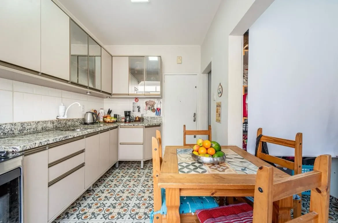 Imagem Apartamento com 2 Quartos à Venda, 96 m² em Bela Vista - Porto Alegre