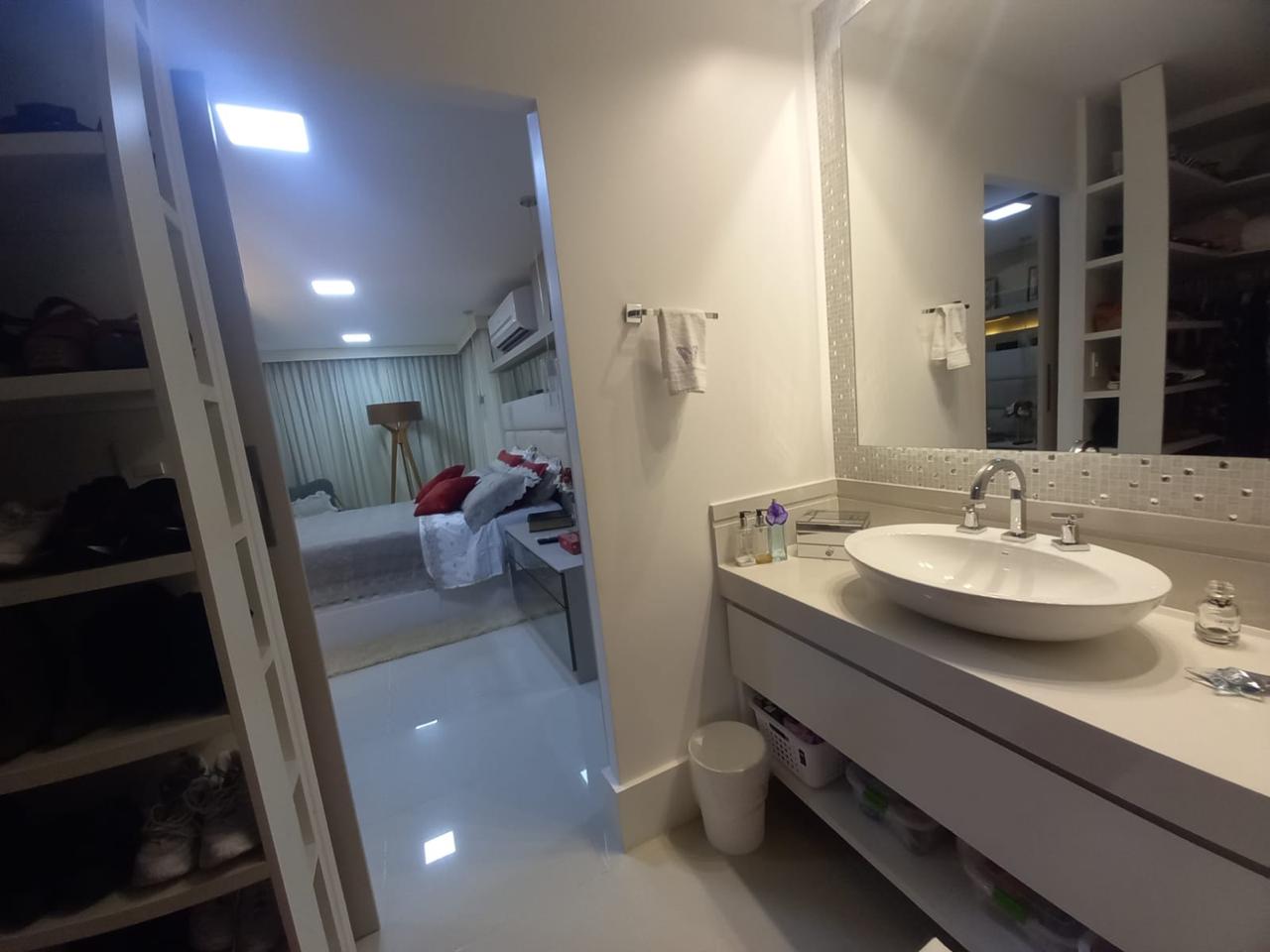 Imagem Cobertura com 4 Quartos à Venda, 268 m²em Camboinhas - Niterói