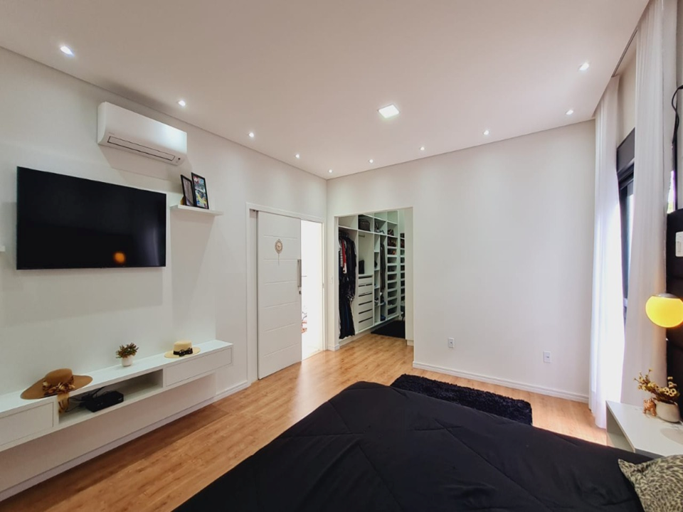 Imagem Casa de Condomínio com 4 Quartos à Venda, 275 m² em Jardim Carolina - Jundiaí