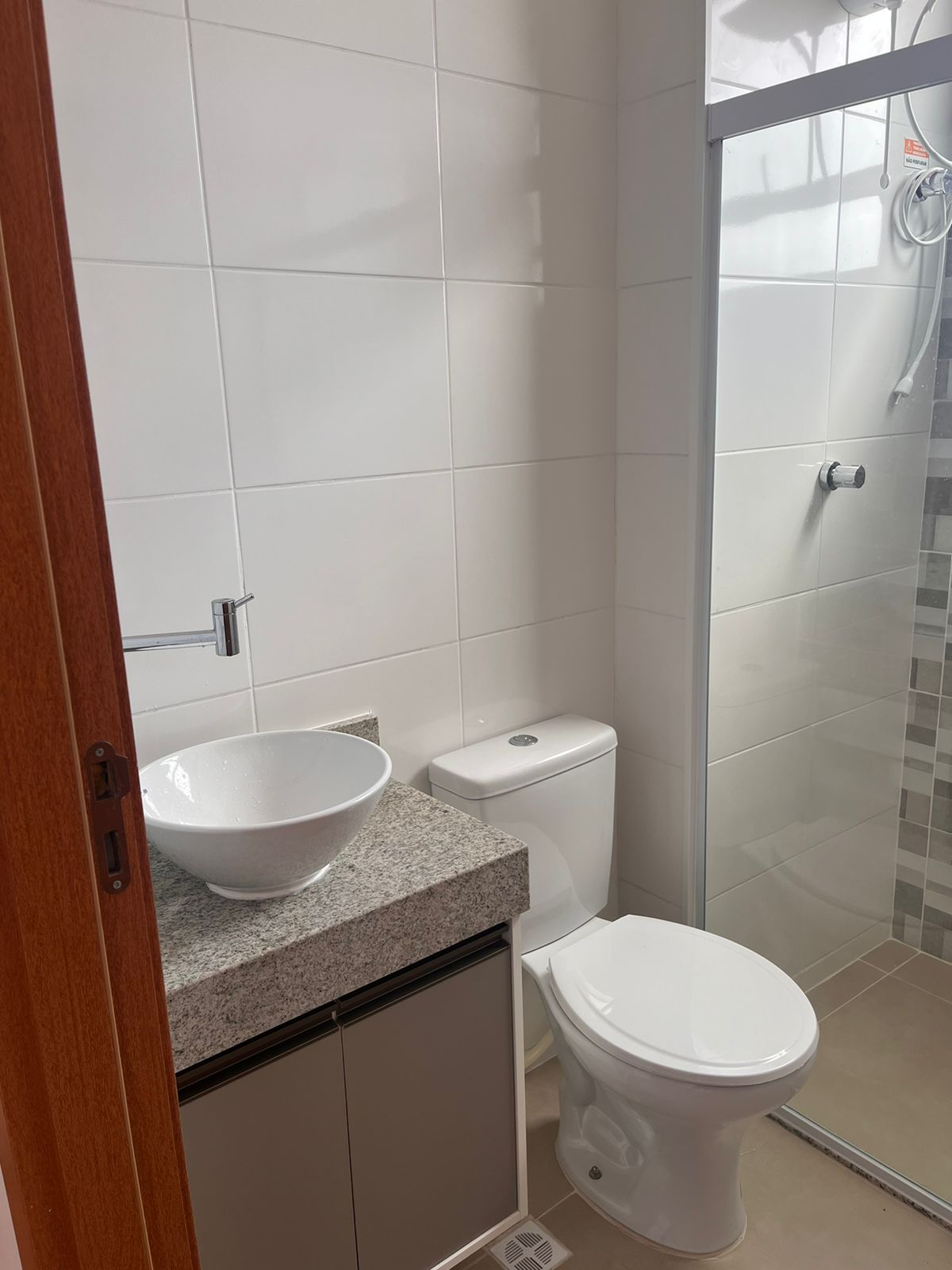 Imagem Apartamento com 2 Quartos para Alugar, 60 m²em Buraquinho - Lauro de Freitas