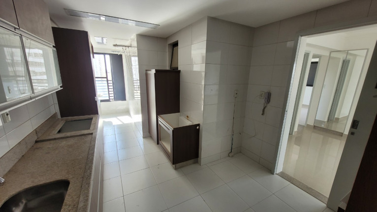 Imagem Apartamento com 3 Quartos à Venda,  em Setor Oeste - Goiânia