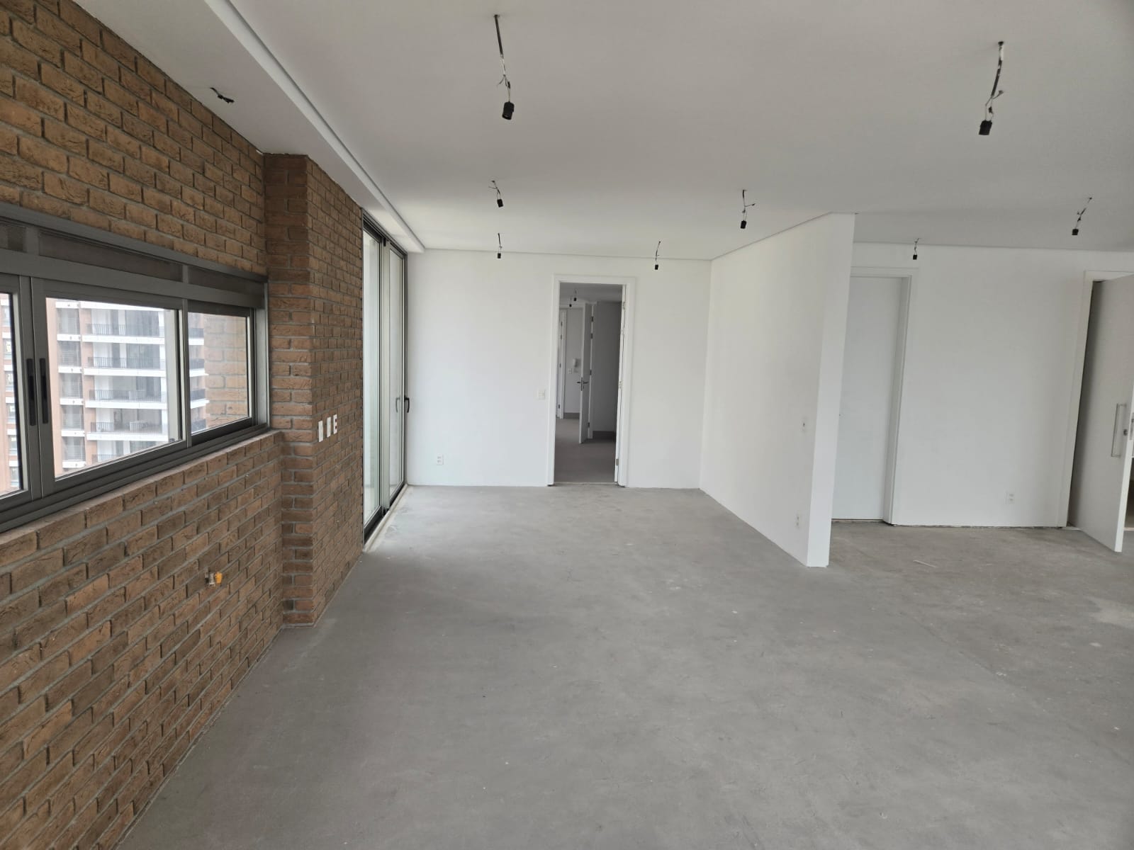 Imagem Apartamento com 4 Quartos à Venda, 355 m² em Itaim Bibi - São Paulo