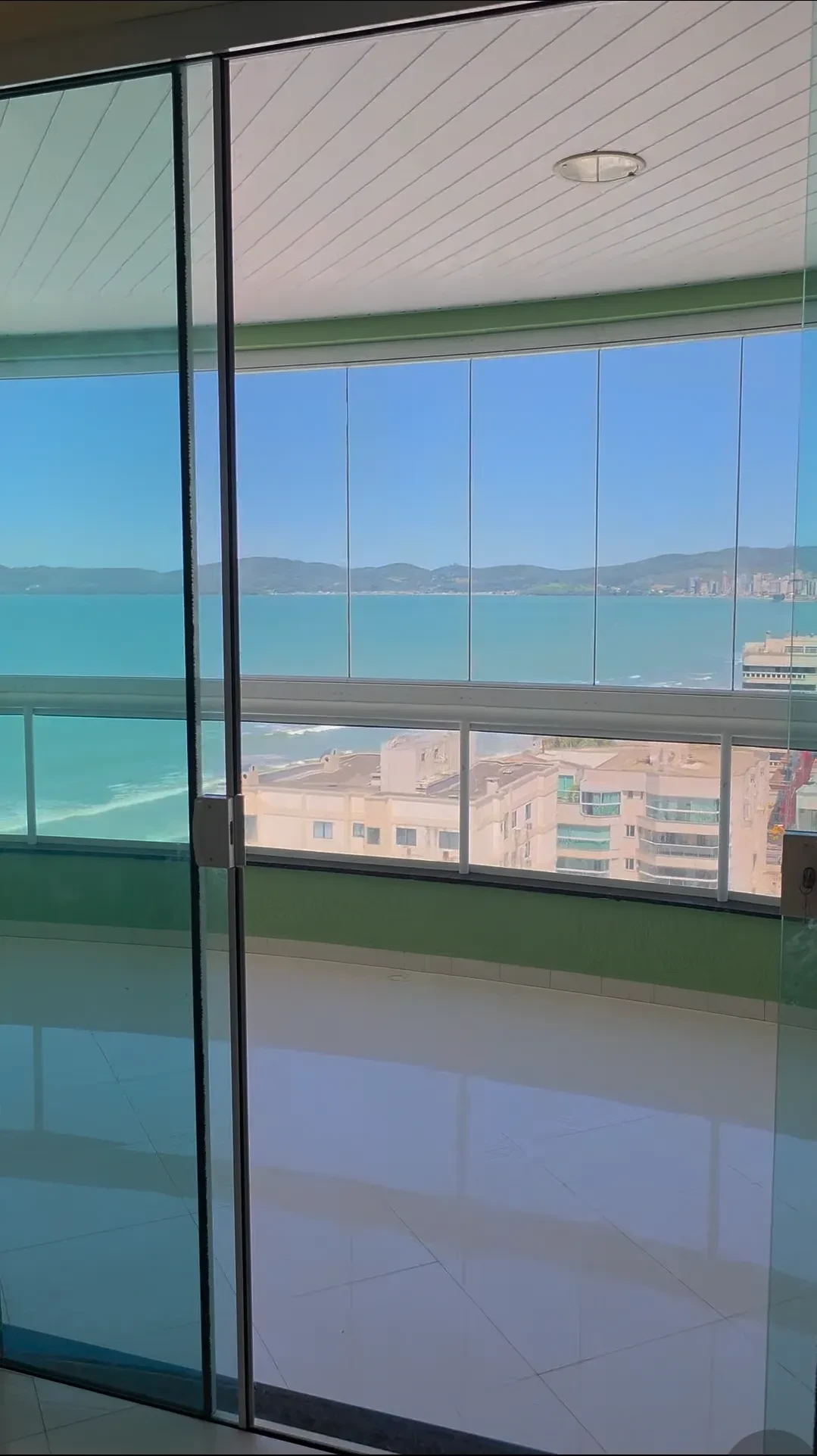 Imagem Apartamento com 3 Quartos à Venda, 130 m² em Itapema - Itapema