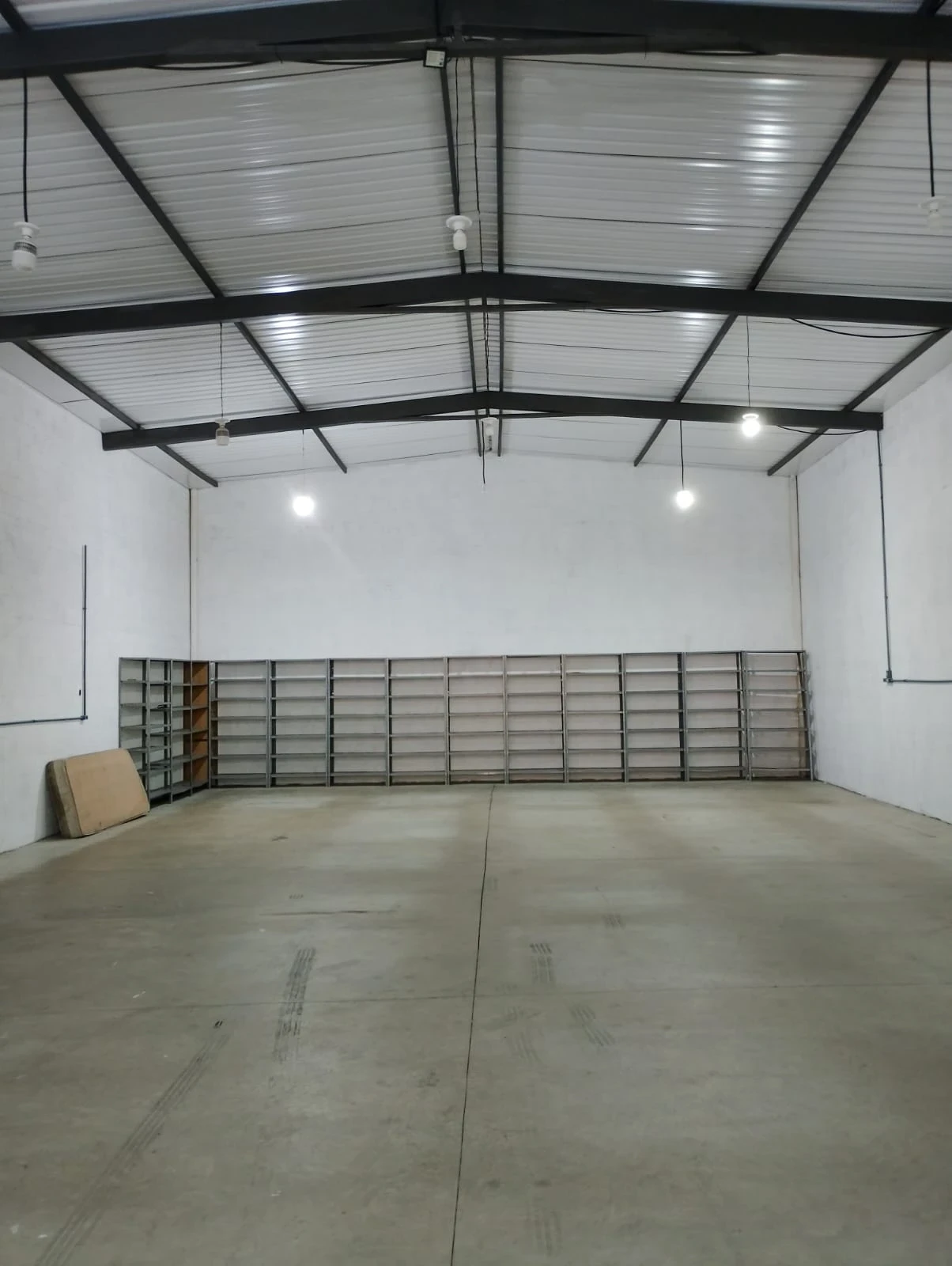 Foto do imóvel: Galpão para Alugar, 195 m² em Residencial Bela Aliança - Campinas