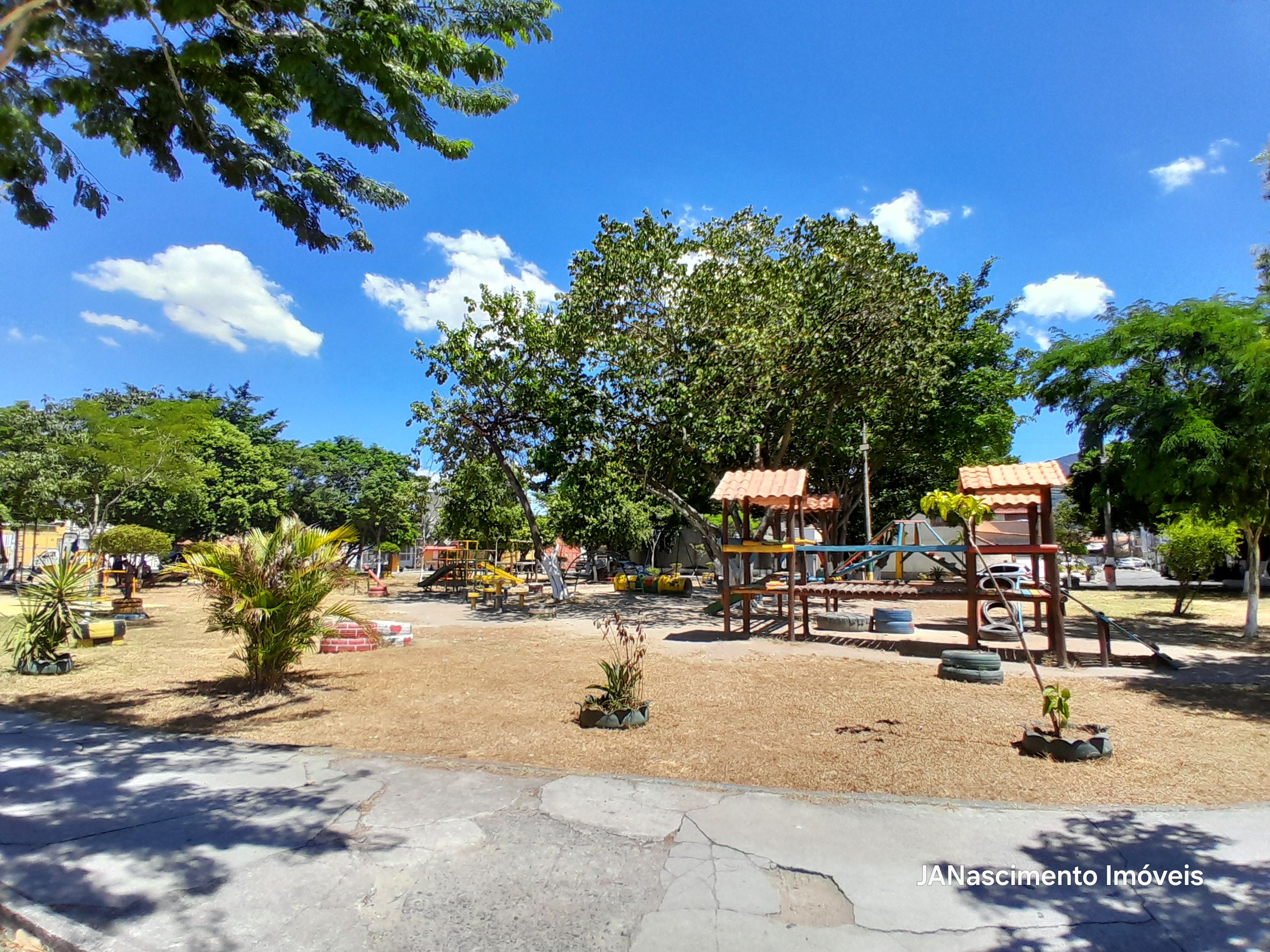 Foto do imóvel: Casa de Condomínio com 2 Quartos à Venda, 87 m² em Bangu - Rio de Janeiro