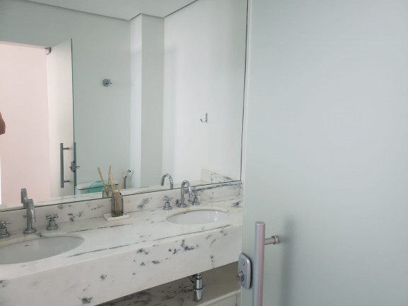 Imagem Apartamento com 2 Quartos para Alugar, 130 m² em Pinheiros - São Paulo