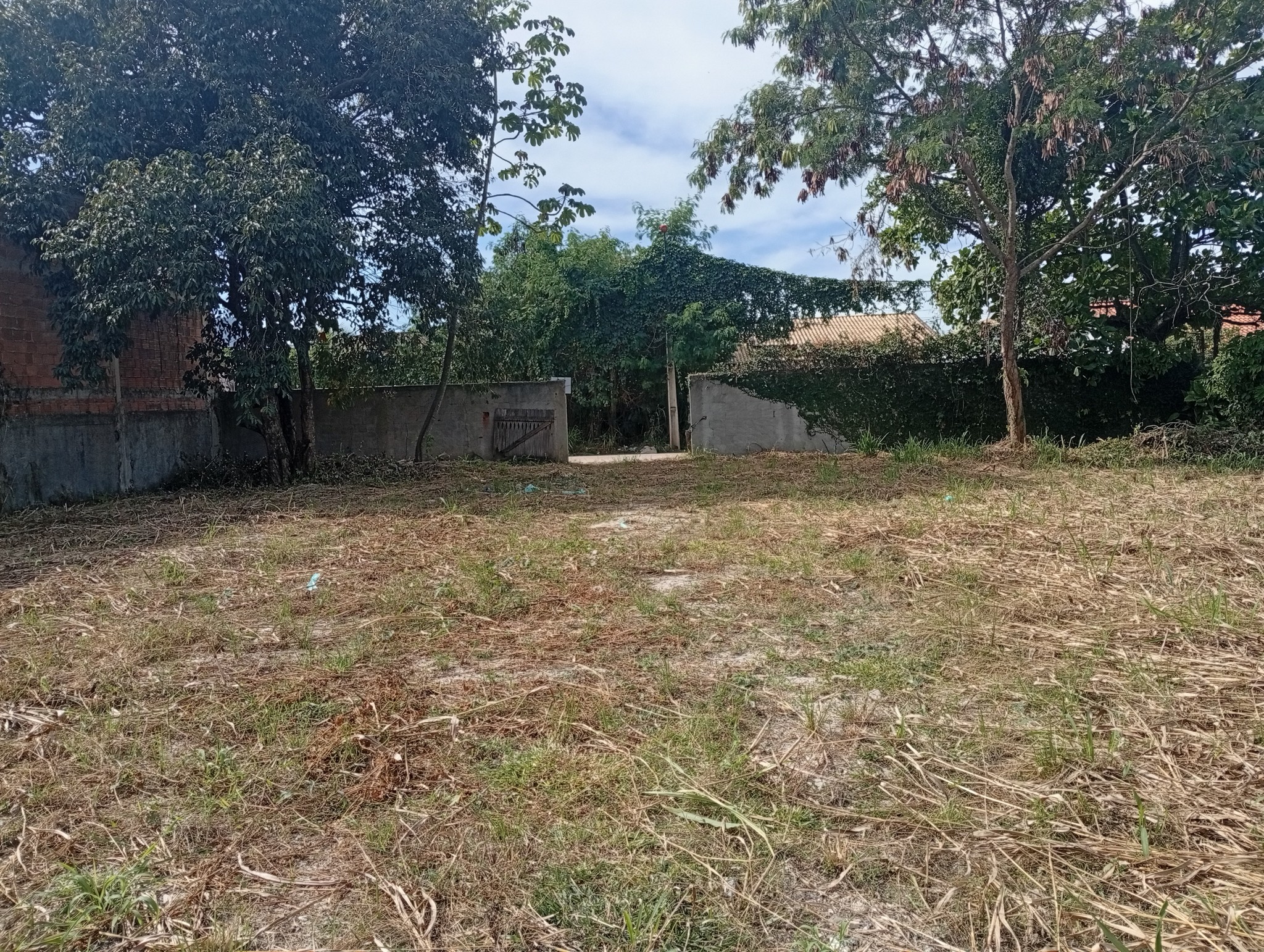 Imagem Terreno à Venda ou Locação, 480 m² em Jardim Atlântico Central (Itaipuaçu) - Maricá