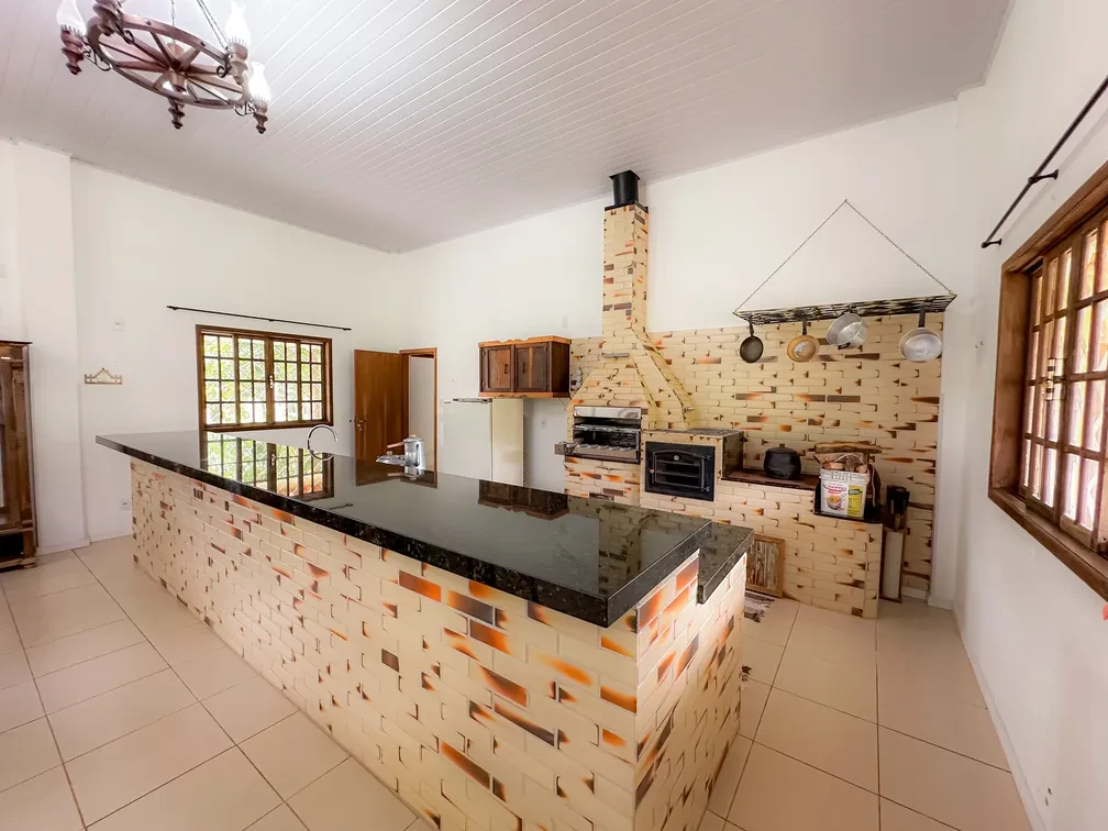 Foto do imóvel: Chácara com 3 Quartos à Venda, 15595 m² em Área Rural de Camboriú - Camboriú