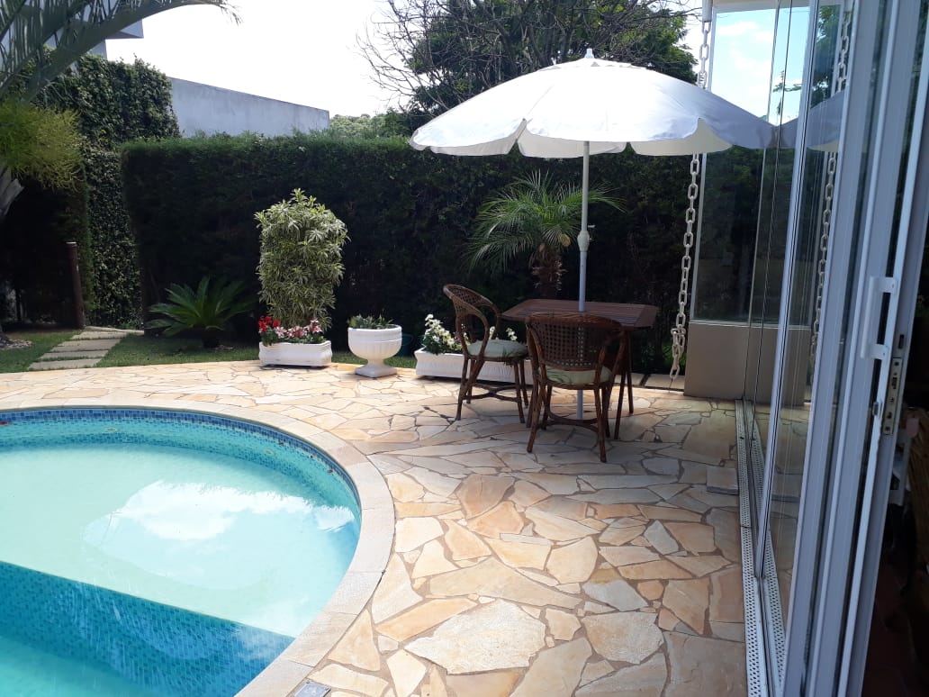 Imagem Sobrado com 4 Quartos à Venda ou Locação, 387 m² em Jardim Dona Carmela - Atibaia