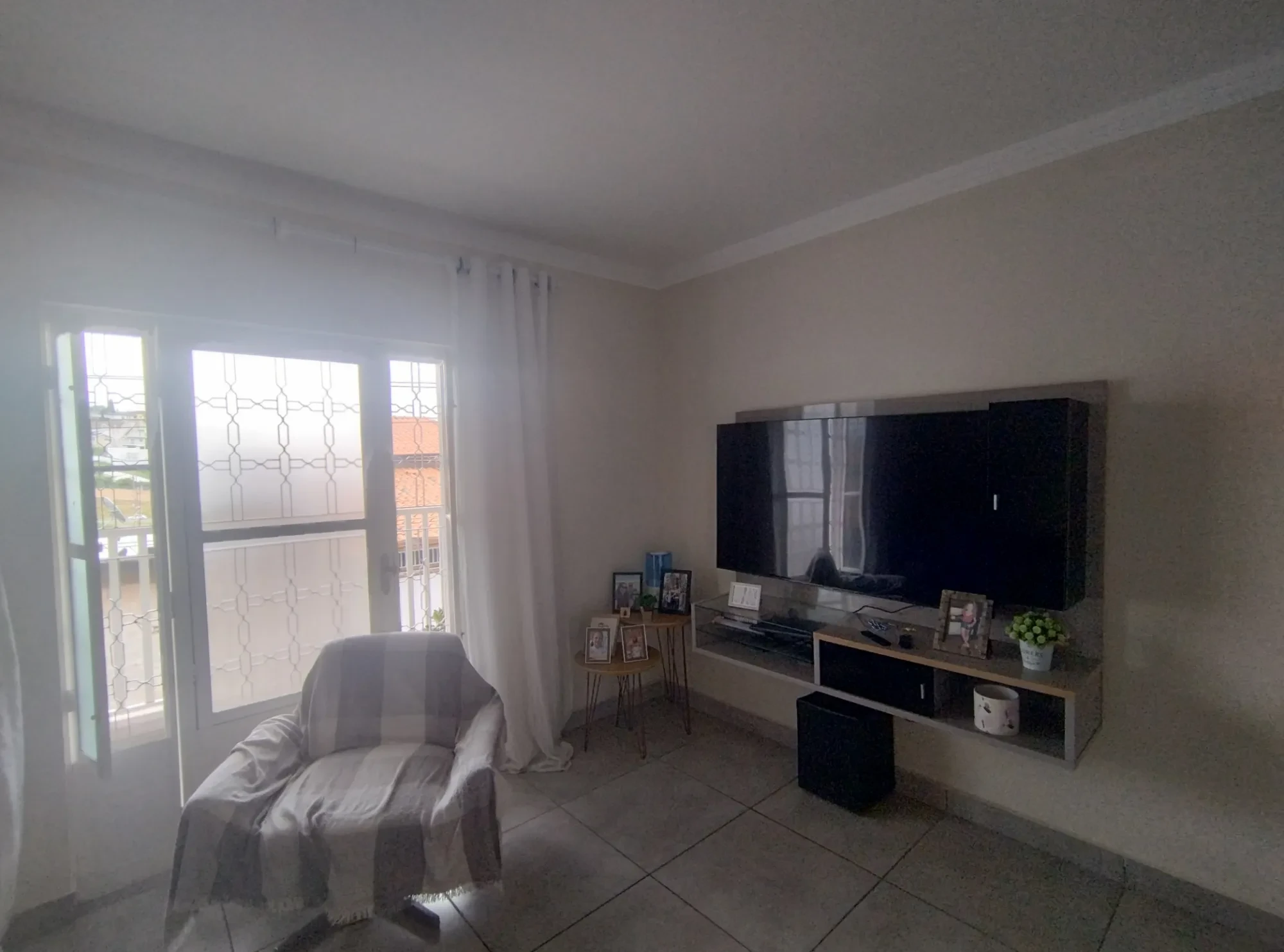 Imagem Casa com 2 Quartos à Venda, 146 metros em Parque dos Príncipes - Jacareí