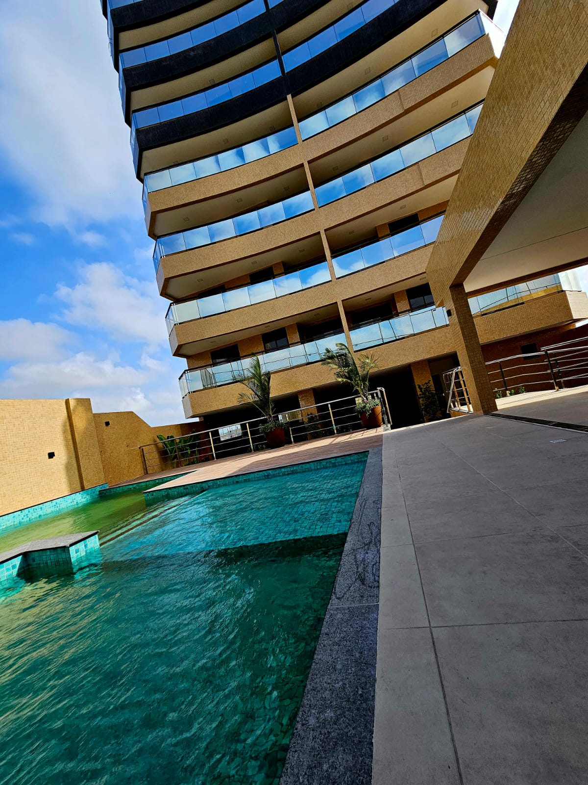 Imagem Apartamento com 3 Quartos para Alugar, 79 m²em Telégrafo - Belém